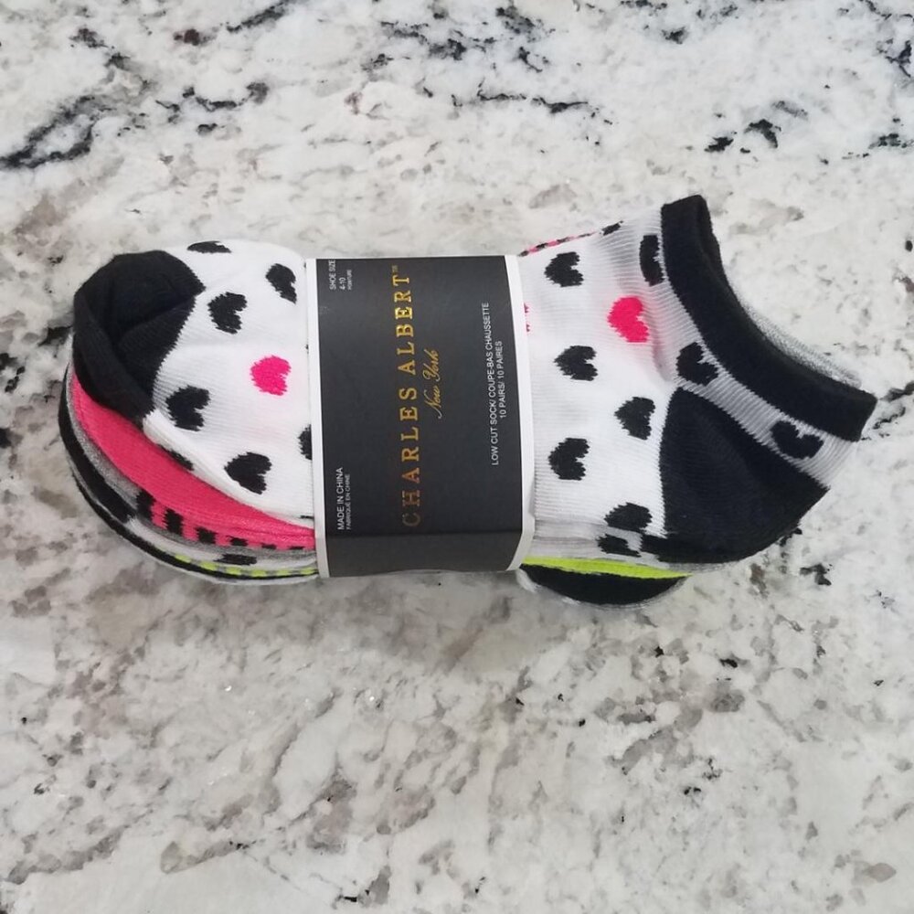 NWT 🩷🖤🧦Charles Albert 5 Pairs of Low Cut Socks 🩷🖤🧦